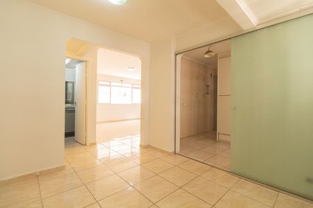 Apartamento à venda com 80m², 2 quartos e sem vaga Apartamento à venda com 80m², 2 quartos e sem vagaCopa