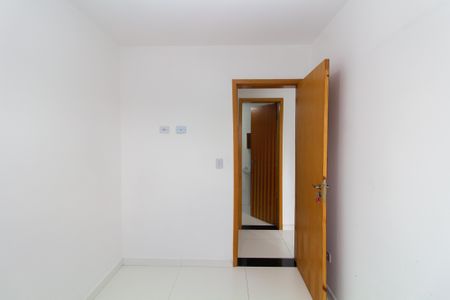 Quarto 1 de apartamento para alugar com 2 quartos, 40m² em Vila Brasil, São Paulo