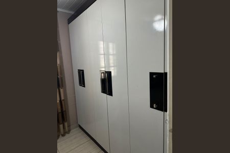 Quarto de casa à venda com 3 quartos, 140m² em São José, Canoas