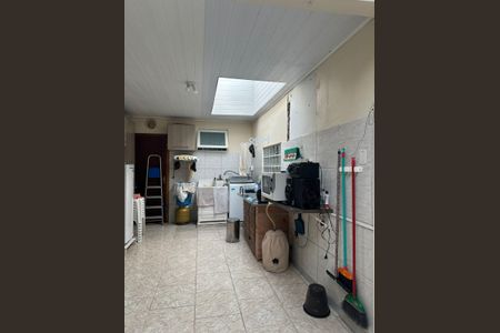 Casa à venda com 140m², 3 quartos e 3 vagas Casa à venda com 140m², 3 quartos e 3 vagasÁrea de serviço