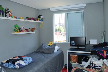 Apartamento para alugar com 2 quartos, 50m² em Parque Pirajussara, Embu das Artes