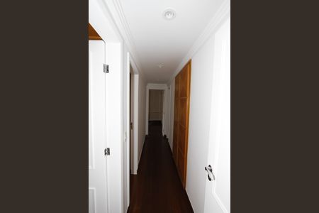 Apartamento à venda com 120m², 3 quartos e 2 vagasCorredor