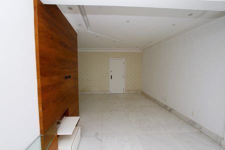 Apartamento à venda com 120m², 3 quartos e 2 vagasSala