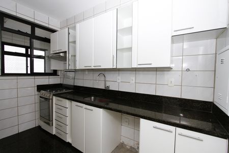 Apartamento à venda com 120m², 3 quartos e 2 vagasCozinha