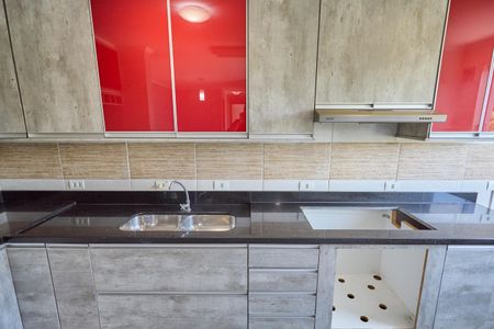 Apartamento para alugar com 3 quartos, 76m² em Bom Jesus, São José dos Pinhais