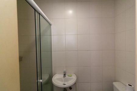 Apartamento para alugar com 216m², 3 quartos e 4 vagas Apartamento para alugar com 216m², 3 quartos e 4 vagasBanheiro de Serviço