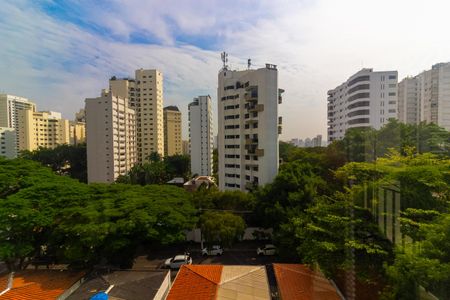 Apartamento para alugar com 216m², 3 quartos e 4 vagas Apartamento para alugar com 216m², 3 quartos e 4 vagasVista Varanda Sala