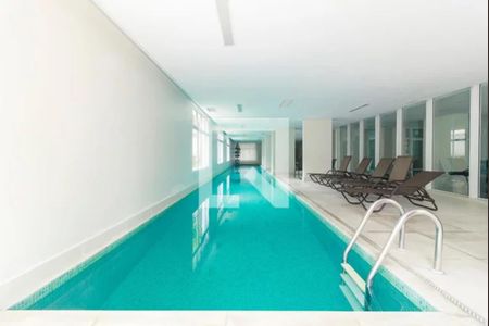 Apartamento para alugar com 216m², 3 quartos e 4 vagas Apartamento para alugar com 216m², 3 quartos e 4 vagasPiscina