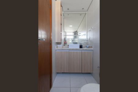 Apartamento à venda com 170m², 3 quartos e 2 vagasBanheiro da Suíte