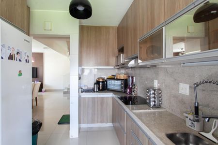 Apartamento à venda com 170m², 3 quartos e 2 vagasCozinha