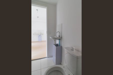 Apartamento para alugar com 29m², 2 quartos e sem vaga Apartamento para alugar com 29m², 2 quartos e sem vagaBanheiro