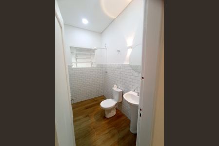 Banheiro de casa para alugar com 3 quartos, 120m² em Cidade Dutra, São Paulo