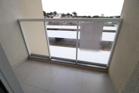 Sacada de apartamento para alugar com 2 quartos, 55m² em Jaraguá, Uberlândia