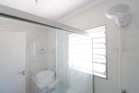 Casa à venda com 110m², 3 quartos e 1 vagaBanheiro da Suíte 2