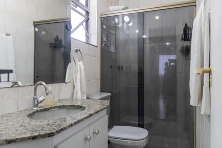 Apartamento à venda com 90m², 3 quartos e 1 vaga Apartamento à venda com 90m², 3 quartos e 1 vagaBanheiro Social