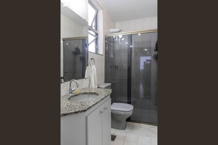 Apartamento à venda com 90m², 3 quartos e 1 vaga Apartamento à venda com 90m², 3 quartos e 1 vagaBanheiro Social