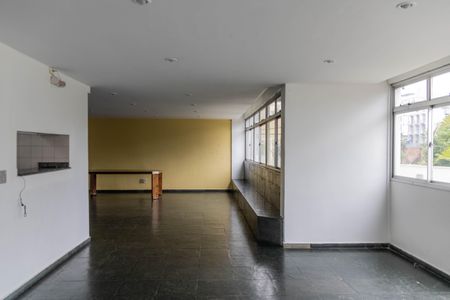 Apartamento à venda com 90m², 3 quartos e 1 vaga Apartamento à venda com 90m², 3 quartos e 1 vagaÁrea comum - Salão de festas