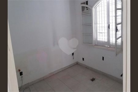 Casa à venda com 4 quartos, 203m² em Vila Campesina, Osasco