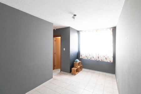 Sala de apartamento para alugar com 2 quartos, 43m² em Paciência, Rio de Janeiro