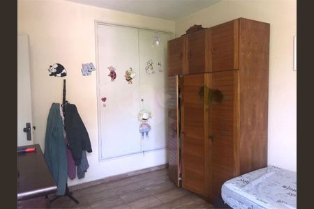 Casa à venda com 3 quartos, 122m² em Jardim Aeroporto, São Paulo