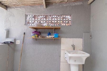 Casa à venda com 120m², 2 quartos e 1 vagaÁrea de Serviço