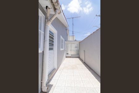 Casa à venda com 120m², 2 quartos e 1 vagaQuintal