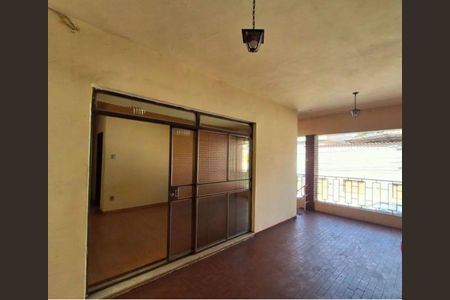 Casa para alugar com 3 quartos, 271m² em Quintas, Nova Lima