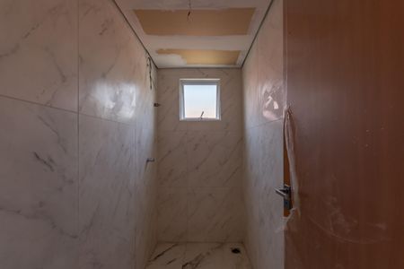 Apartamento à venda com 55m², 2 quartos e 1 vaga Apartamento à venda com 55m², 2 quartos e 1 vagaBanheiro Suíte