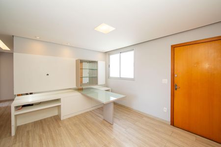 SALA de apartamento à venda com 3 quartos, 68m² em Estrela Dalva, Belo Horizonte