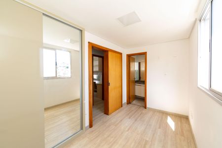 Apartamento à venda com 68m², 3 quartos e 1 vaga Apartamento à venda com 68m², 3 quartos e 1 vagaQUARTO3