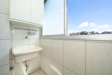 Apartamento à venda com 68m², 3 quartos e 1 vaga Apartamento à venda com 68m², 3 quartos e 1 vagaAREA DE SERVICO