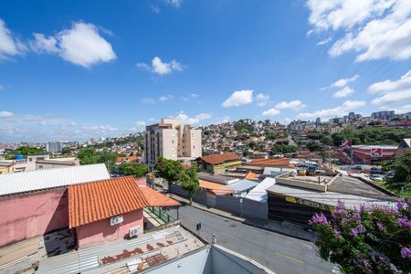 VISTA de apartamento à venda com 3 quartos, 68m² em Estrela Dalva, Belo Horizonte