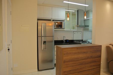 Apartamento à venda com 62m², 2 quartos e 2 vagasCozinha 