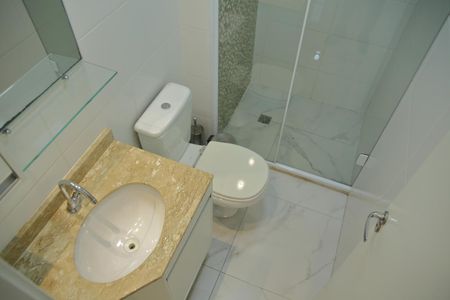 Apartamento à venda com 62m², 2 quartos e 2 vagasBanheiro Social 