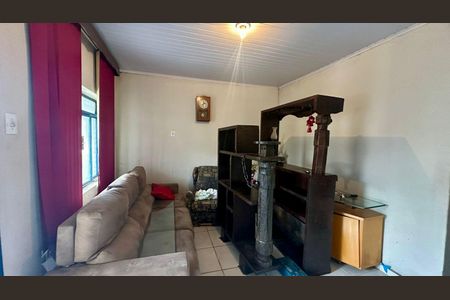 Sala de casa à venda com 3 quartos, 360m² em Alípio de Melo, Belo Horizonte