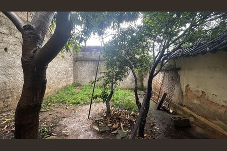 Casa à venda com 360m², 3 quartos e 1 vagaQuintal 