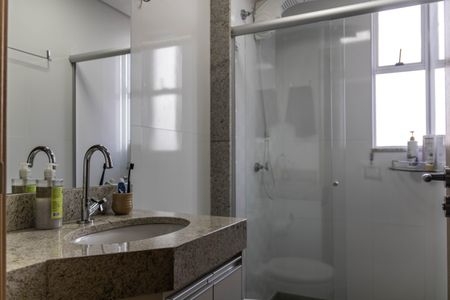 Apartamento à venda com 140m², 3 quartos e 2 vagasBanheiro Social
