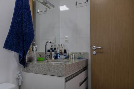 Apartamento à venda com 140m², 3 quartos e 2 vagasBanheiro da Suíte