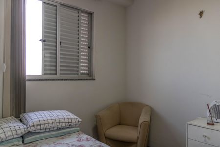 Apartamento à venda com 140m², 3 quartos e 2 vagasQuarto 2