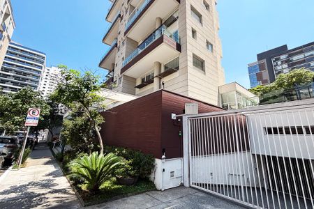 Apartamento à venda com 120m², 2 quartos e 2 vagasfachada do predio
