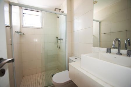 Apartamento à venda com 120m², 2 quartos e 2 vagasbanheiro suite 2