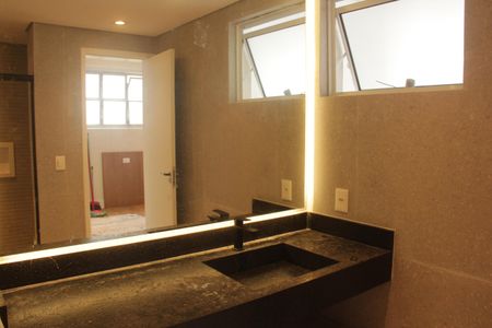 Apartamento para alugar com 200m², 3 quartos e 1 vagaBanheiro de serviço