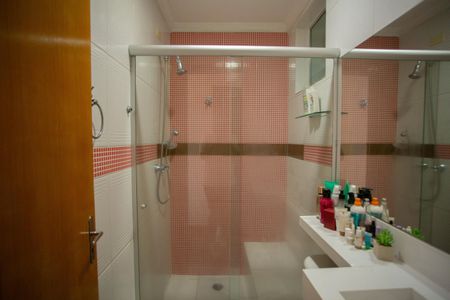 Casa à venda com 135m², 3 quartos e 2 vagasBANHEIRO DA SUÍTE