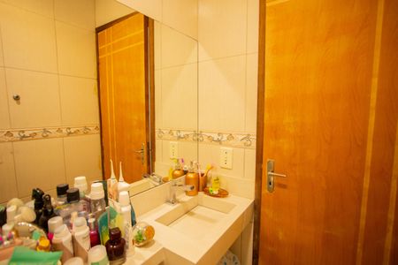 Casa à venda com 135m², 3 quartos e 2 vagasBANHEIRO SOCIAL