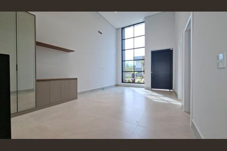 Casa de condomínio à venda com 184m², 3 quartos e 4 vagasFoto 01