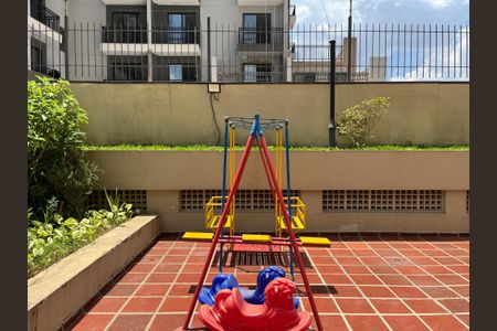 Apartamento à venda com 54m², 2 quartos e 1 vaga Apartamento à venda com 54m², 2 quartos e 1 vagaÁrea comum - Playground