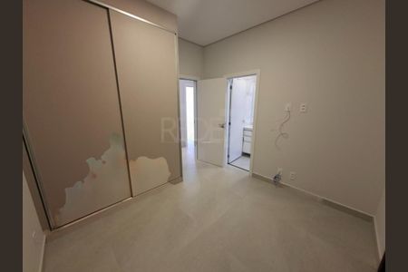 Casa de condomínio à venda com 187m², 3 quartos e 4 vagasFoto 01