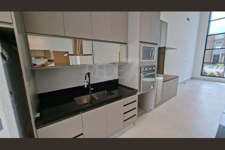 Casa de condomínio à venda com 187m², 3 quartos e 4 vagasFoto 01