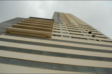 Apartamento para alugar com 63m², 2 quartos e 1 vagaFachada 