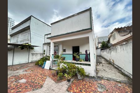 Casa à venda com 600m², 4 quartos e 3 vagasFachada